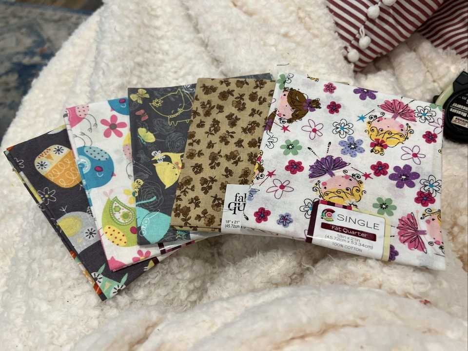 LOT OF 5 FAT QUARTERS FUN& COLORFUL COTTON PRINT FABRICS OWLS,BIRDS,CAT,ETC. NEW - Image 1 of 4