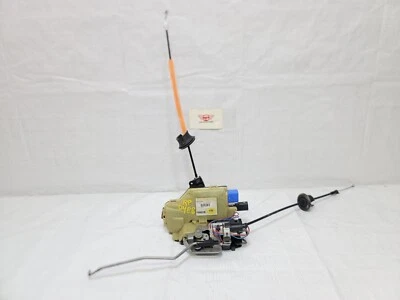 2004-2008年奥迪A8 Quattro门锁闩锁执行器右前乘客原始设备制造商 — 第 1/4 张图片