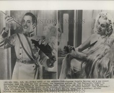 1951 Press Photo Jarmila Novotna stars in "Das Rheingold" & "Die Fledermaus"