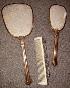 VINTAGE GOLDTONE VANITY MIRROR-BRUSH-COMB SET NEVER USED  - Picture 1 of 7
