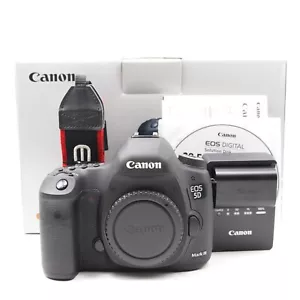 Canon EOS 5D Mark III 22.3MP Digital SLR Camera Body #50 - Picture 1 of 10