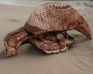 Estatuilla Escultura Armadillo De Colección Resina Pesada Suroeste de Estados Unidos - Imagen 1 de 10