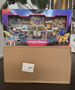 Pokemon TCG Sword & Shield Legendary Warriors Premium Collection Case (6 Boxen) - Bild 1 von 6