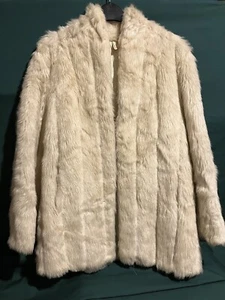 Vintage Faux Fur Coat Size 16 Made In England Lovely Item Timeless - Picture 1 of 10