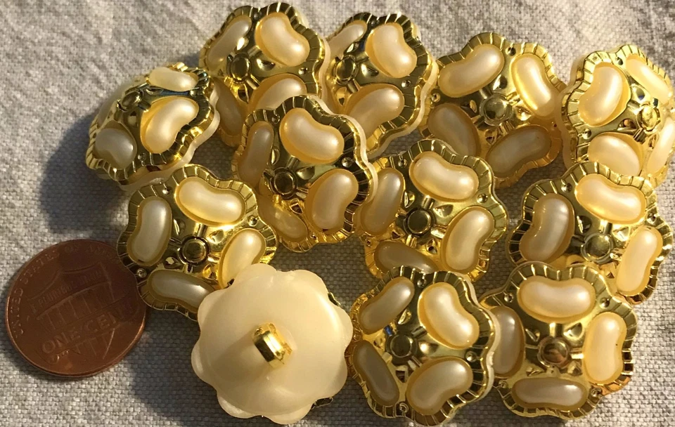 12 Gold Tone PLASTIC & Cream Faux MOP Shank Buttons 13/16" 20MM Lot # 3605 - Image 1 of 1