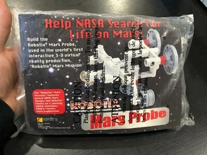 ROBOTIX MARS PROBE SEALED 1996 BUILDING TOY SET MISB - Picture 1 of 5