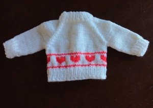 Handgestrickter Puppenpullover American Girl Puppe - weiß & rot - Bild 1 von 2