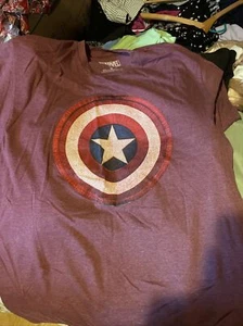 Captain America Large Distressed Shield Logo Marvel Comics Adult T-Shirt - Picture 1 of 4