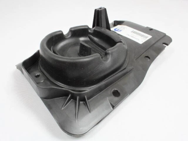 Cubierta de bandeja de piso delantero Mopar para transmisión manual Jeep Wrangler 05-06 Foto 1 de 1