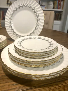 Vintage Minton Ermine Set 4 Pl Settings 16 Pc Dinner Salad Bread Plates Bowls - Picture 1 of 6