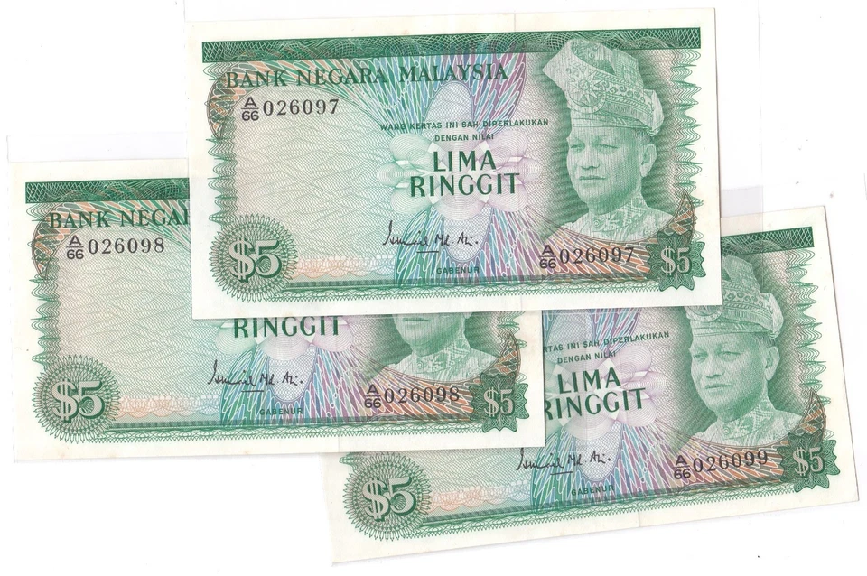 Mazuma *M5818 Malaysia Ismail 2nd $5 A/66 026097-099 3 Running AU *Foxing - Image 1 of 3