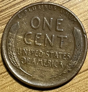 1935-S Lincoln Wheat Cent Woody Wood Grain Streaky Improper Alloy Mix Error Coin - Picture 1 of 6