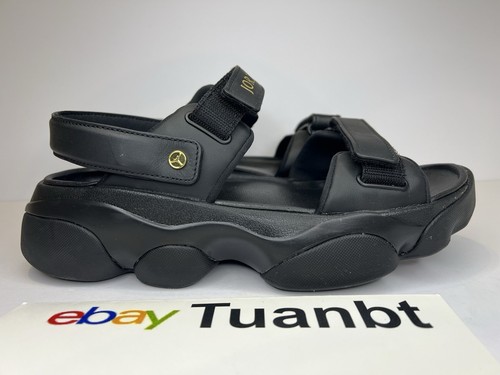 NUOVISSIMO sandalo Jordan Deja donna Jordan 13 nero oro metallizzato FN5036 001