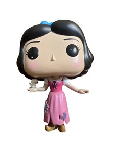 Snow White Funko Pop Vinyl Figure Maid Bird Disney #349 Toys R Us 4" - Picture 1 of 4