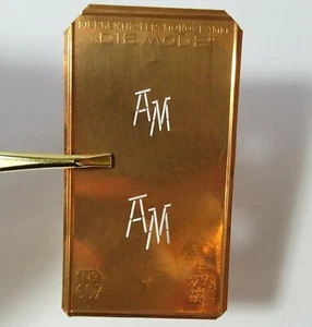 AM A M monogram stencil embroidery antique copper metal initials letters vintage - Picture 1 of 4