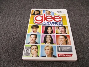 Karaoke Revolution: Glee (Nintendo Wii, 2011) - CIB - Picture 1 of 5
