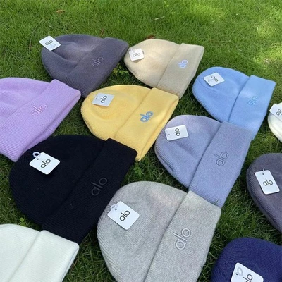 AS SHOW Unisex Yoga Knitted Beanie Hat Winter Warm Ski AL-0 Skull Cap Multicolor OneSize