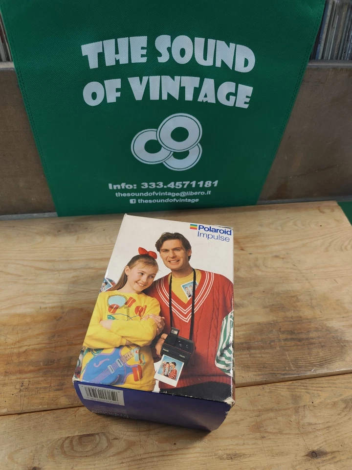 📸 Polaroid Impulse 600 🎞️ Fotocamera Istantanea Vintage  - Immagine 1 di 4
