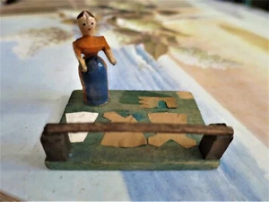 ANTIQUE EARLY ERZGEIRGE LADY DOING LAUNDRY OLD HANDMADE RARE OLD - Picture 1 of 5