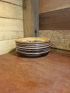 Set Of 8 Vintage Lunch / Snack Plates Tuscany Suites & Casino Wine & Grapes - Picture 1 of 12