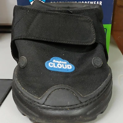 Bota de recuperación Easy Care Easyboot Cloud negra terapéutica con casco de caballo talla 0-7 Foto 1 de 4