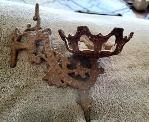 Vintage 1800's Ornate Cast Iron Oil Lamp Swing Arm Holder Cover