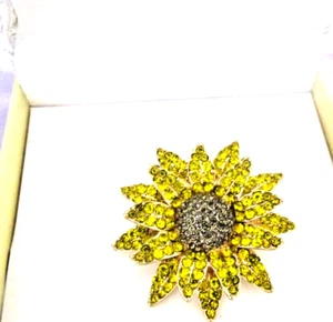 New in Box Charter Club Yellow Crystal Gold Dimensional Flower Pin - Picture 1 of 5