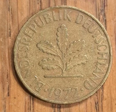 1972 D Germany 10 Pfennig Oak Seedling, Rye Ears 4g 21.5mm  Brass Clad Steel - Image 1 of 4