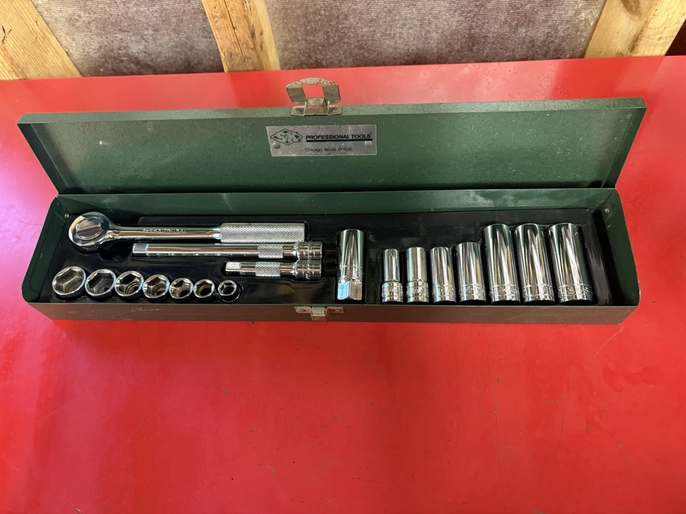 VINTAGE S-K TOOLS 18-pc. 3/8" DRIVE SAE SOCKET SET Long & Short 94520, USA - Image 1 of 4