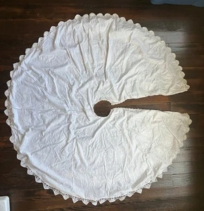 Falda de árbol de Navidad de encaje de ganchillo blanco hecha a mano vintage redonda de algodón usada en excelente estado - Imagen 1 de 6