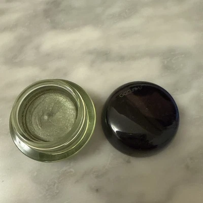 Shiseido The Makeup Hydro-Powder Eye Shadow H7 Green - Image 1 of 4