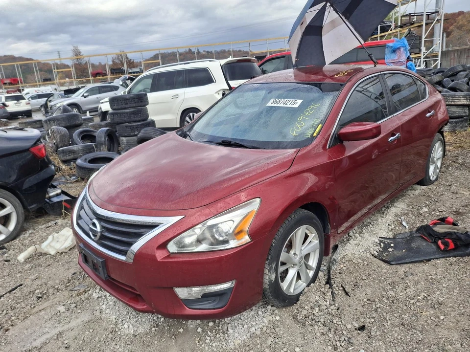 Cinturón de seguridad delantero izquierdo usado se adapta a: Nissan Altima 2014 canastilla conductor retractor Foto 1 de 4