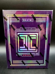 2021/22 Panini Impeccabile Calcio Hobby Box - Foto 1 di 1
