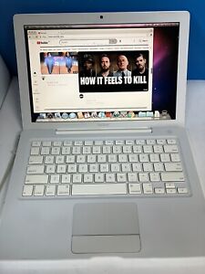 ~ (Nice) Apple MacBook a1181 13.3" Laptop, intel C2D 2.4GHz, 5GB RAM, 160GB HDD