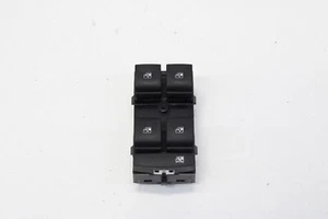2019-2022 CHEVROLET TRAX FRONT LEFT DOOR WINDOW REGULATOR SWITCH BUTTON OEM - Foto 1 di 7