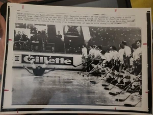 1972 PHIL ESPOSITO TEAM CANADA VS RUSSIA SUMMIT SERIES NHL HOCKEY PHOTO MOSCOW  - Picture 1 of 10
