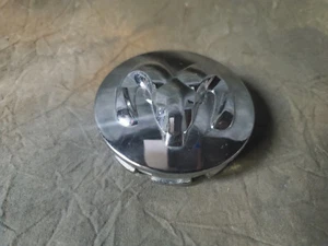 1 OEM 05-10 Dodge Ram 1500 Durango Wheel Center Caps 2.5" NR  - Bild 1 von 2