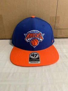 New York Knicks NBA '47 Brand Blue Two Tone Captain Adjustable Snapback Hat - Imagen 1 de 5
