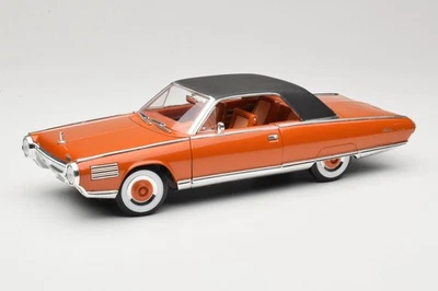92448 Chrysler Turbine Car Orange Road Signature 1:18 - Image 1 of 4