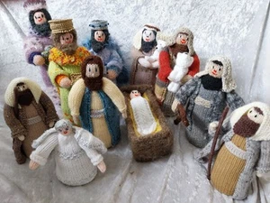 Hand knitted Christmas Nativity Set Figures Mary Joseph Jesus Wisemen Shepherds - Picture 1 of 24