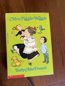 Mrs. Piggle-Wiggle by Betty MacDonald Box Set of 4 Paperbacks 1987 Ages 6-10 - Picture 1 of 6