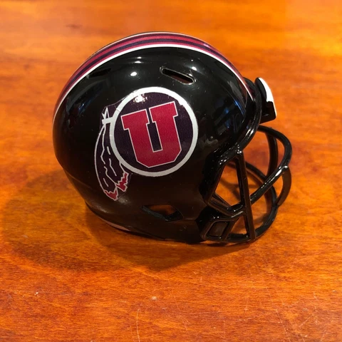 Utah Utes 2022 new black custom pocket pro helmet pac-12 Cover