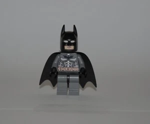 Lego Batman 76001 Dark Knight Rises Minifigure Batman II - Picture 1 of 2