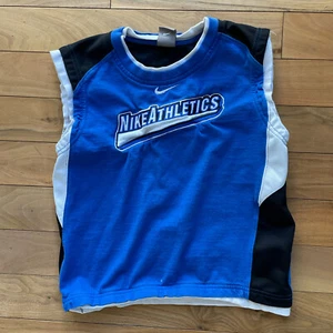 Vintage Kids Nike Center Swoosh Logo Nike Athletics Tank Shirt Size 6 T-Shirt - Picture 1 of 9