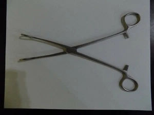 Instrumentos veterinarios quirúrgicos de acero inoxidable FÓRCEPS ESPONJA FOERSTER de 9,5 - Imagen 1 de 3