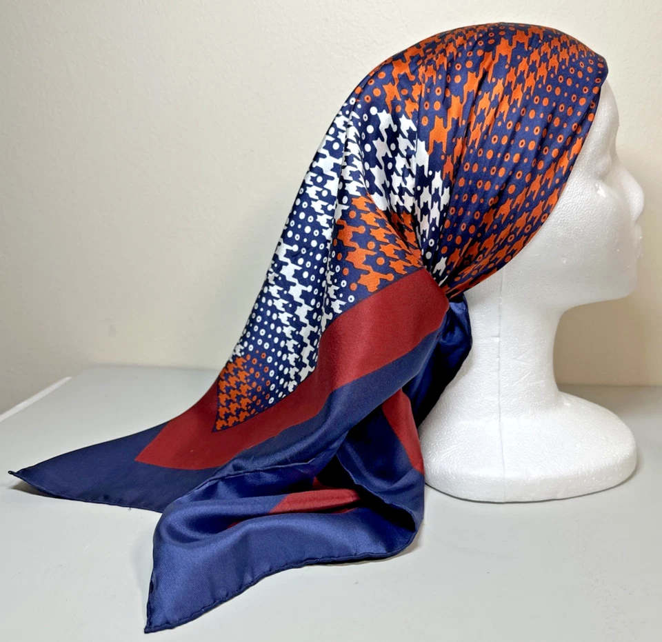 PIERRE BALMAIN Pata de Gallo Seda Bufanda Bufanda 30" X 30" Clásico Ecuestre Azul Marino Foto 1 de 4