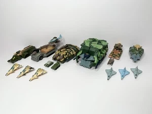 Lote De 16 Tanques De Repostaje Kenner 1989 Mega Force De Colección V-ROCS - Imagen 1 de 6