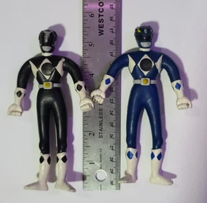 Figuras Power Rangers Mighty Morphin azules y negras flexibles - Imagen 1 de 7