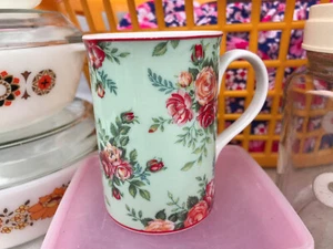 COLLECTABLE VINTAGE ROYAL ALBERT THE BRONTE COLLECTION CHARLOTTE 2002 CHINA MUG - Picture 1 of 13