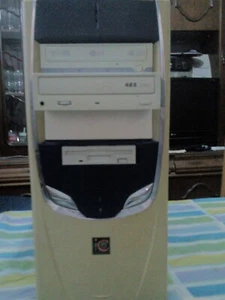 torre pc a 1.8ghz,1gb drr333,t.grafica 64mb, 80gb hdd - Afbeelding 1 van 8